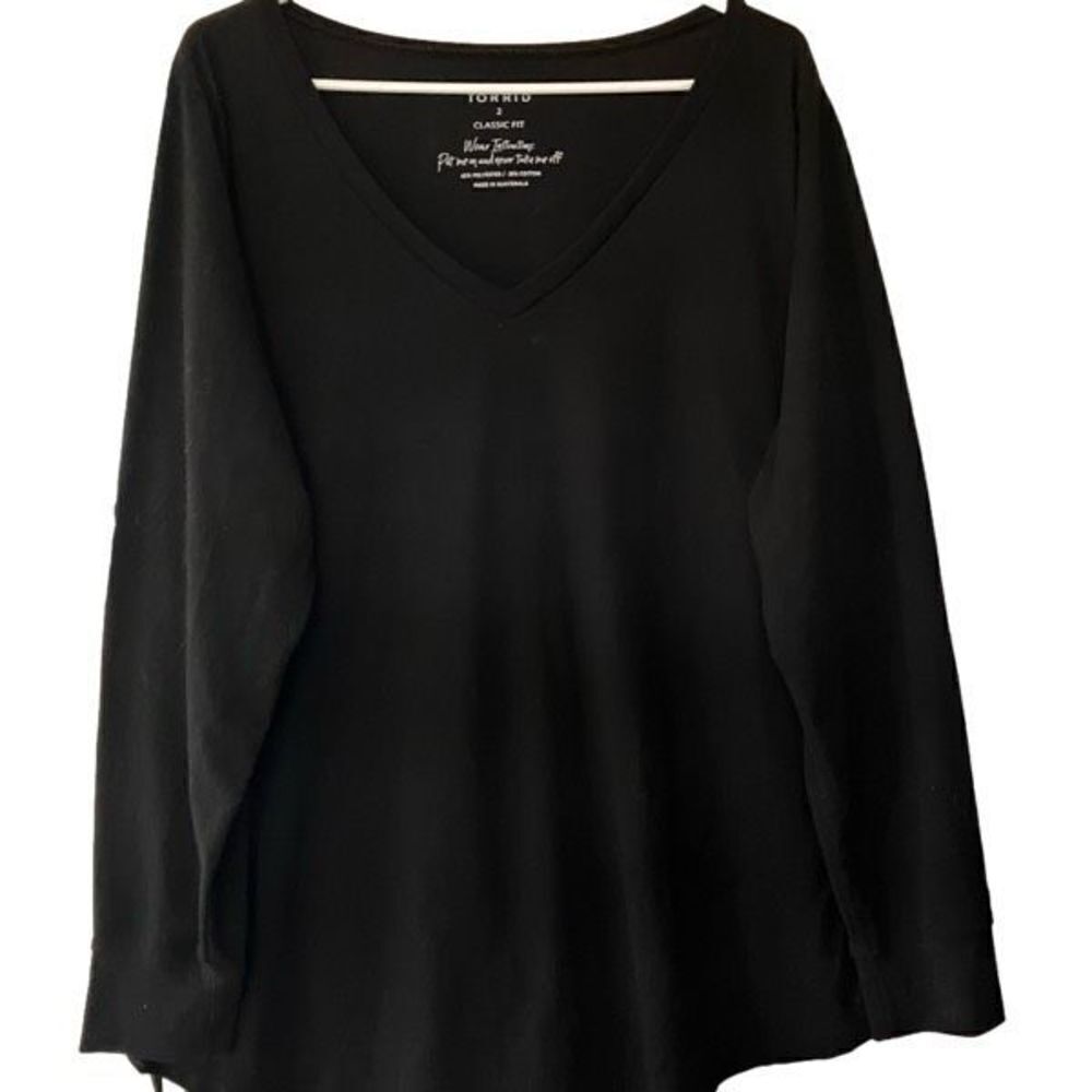 Torrid Women’s Plus V-neck Long Sleeve Shirt